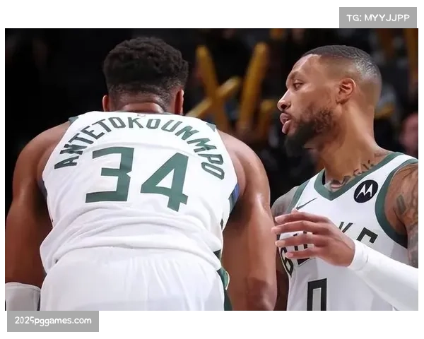 比赛通讯：绿军22分逆转雄鹿，霍乐迪对位锁死利拉德成战术转折点